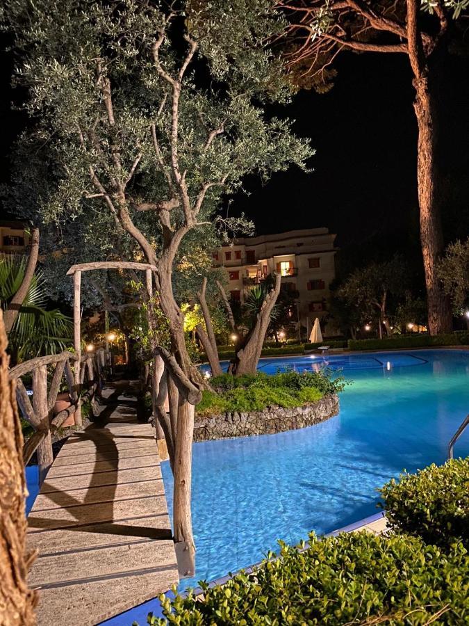 Sorrento Home E Flat Park And Pool Exterior photo